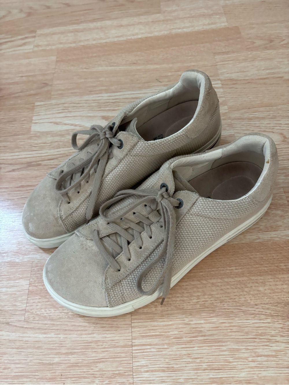 Women's Birkenstock Bend Low in Beige
